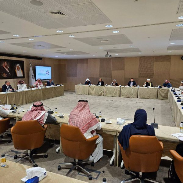 Круглый стол «Пути и перспективы отношений Саудовской Аравии и России» прошел в Дипломатической академии Саудовской Аравии