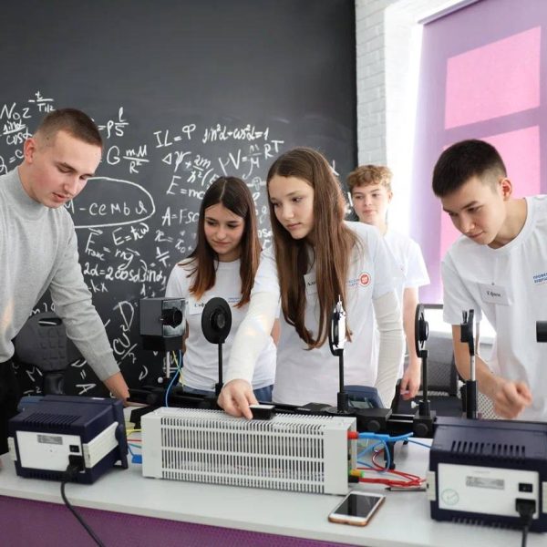 В Мордовии завершилась смена образовательного лагеря для детей участников СВО и ветеранов боевых действий «Профессия будущего: твой выбор».