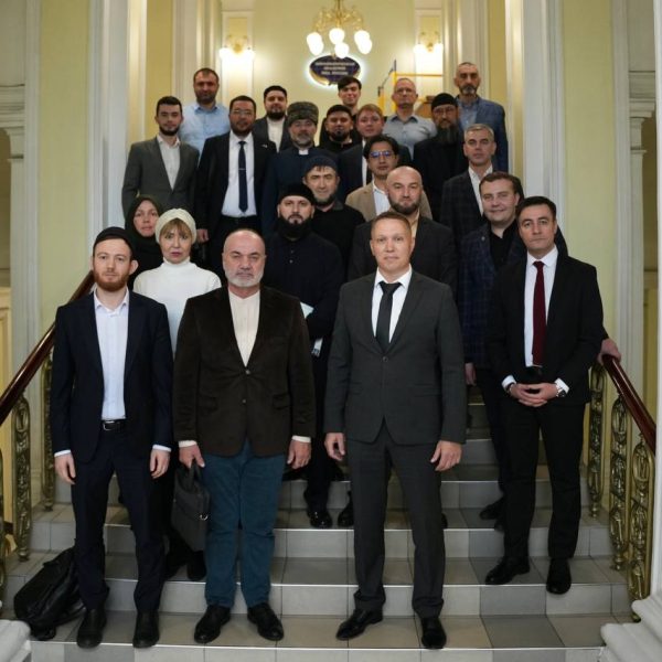 В Дипломатической академии МИД России завершилось обучение сотрудников централизованных религиозных организаций и религиозных образовательных учреждений.