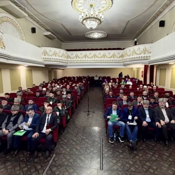 18 мая в Черкесске состоялась межрегиональная научно-практическая конференция «Государственно-религиозное взаимодействие как фактор обеспечения единства российского общества».