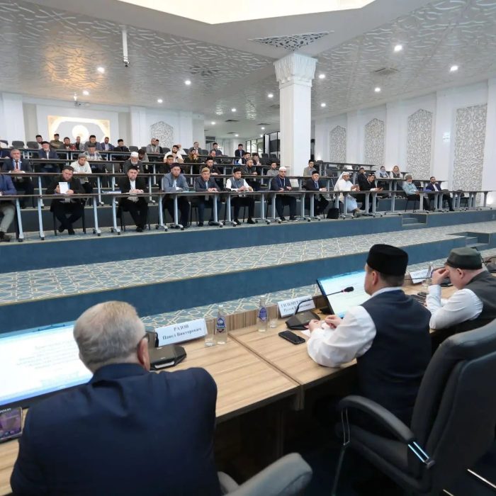 В Болгарской исламской академии стартовали курсы повышения квалификации по профилактике деструктивных проявлений и укреплению традиционных ценностей.